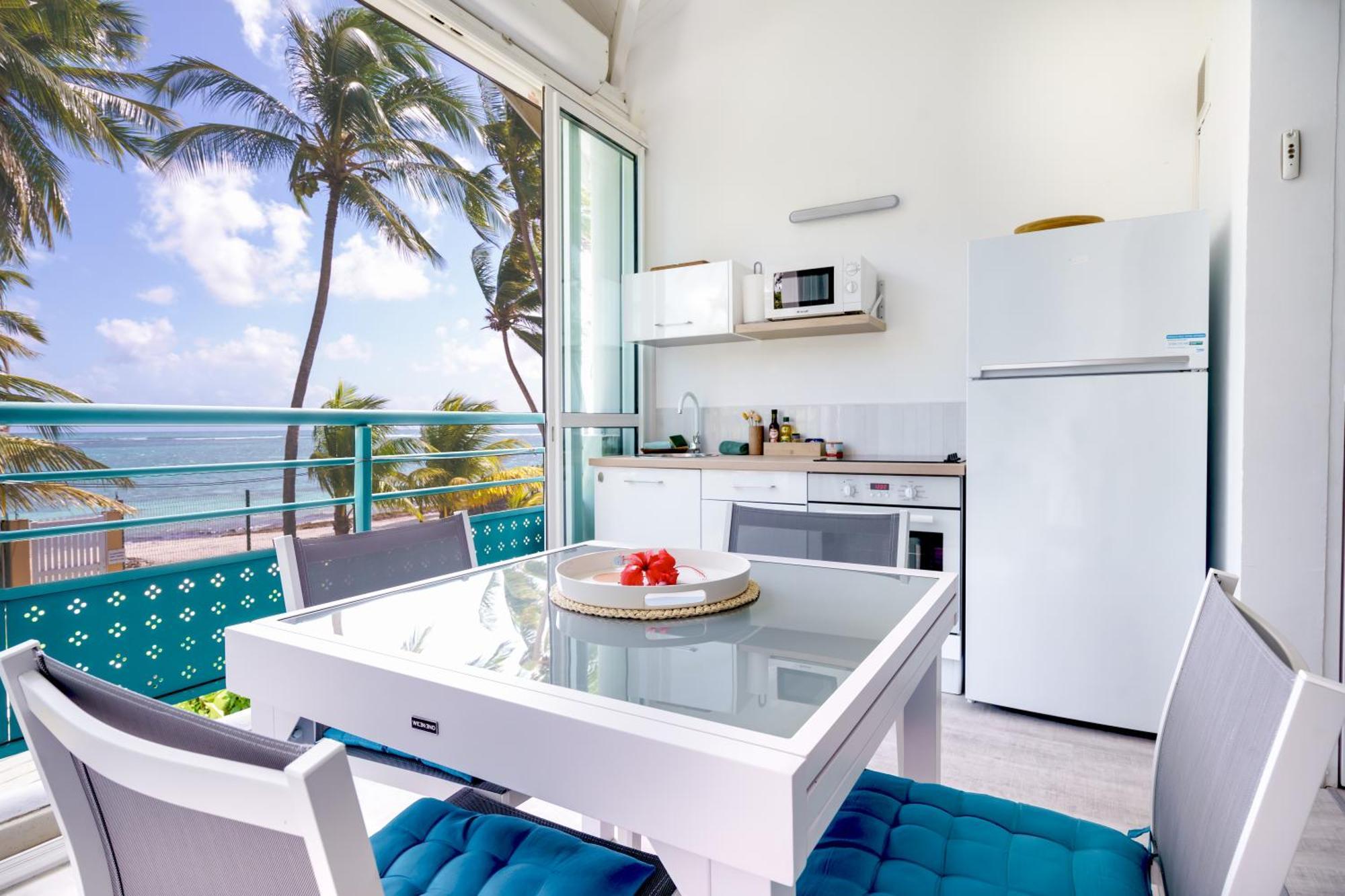 Le Touloublue - Tres Bel Appartement Face A La Mer Sainte-Anne  Ngoại thất bức ảnh